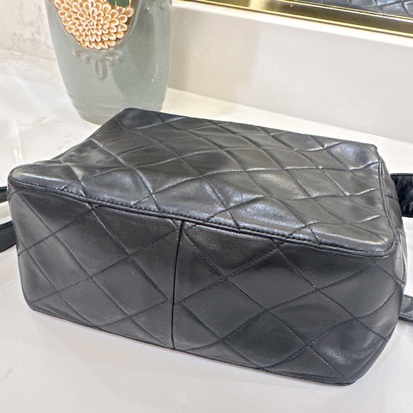 Chanel CC turn lock quilted shoulder bag - Picture 13 of 17